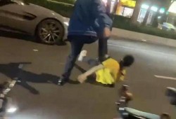 广州爆料外卖小哥视频大全,广州外卖小哥英勇事迹视频大盘点
